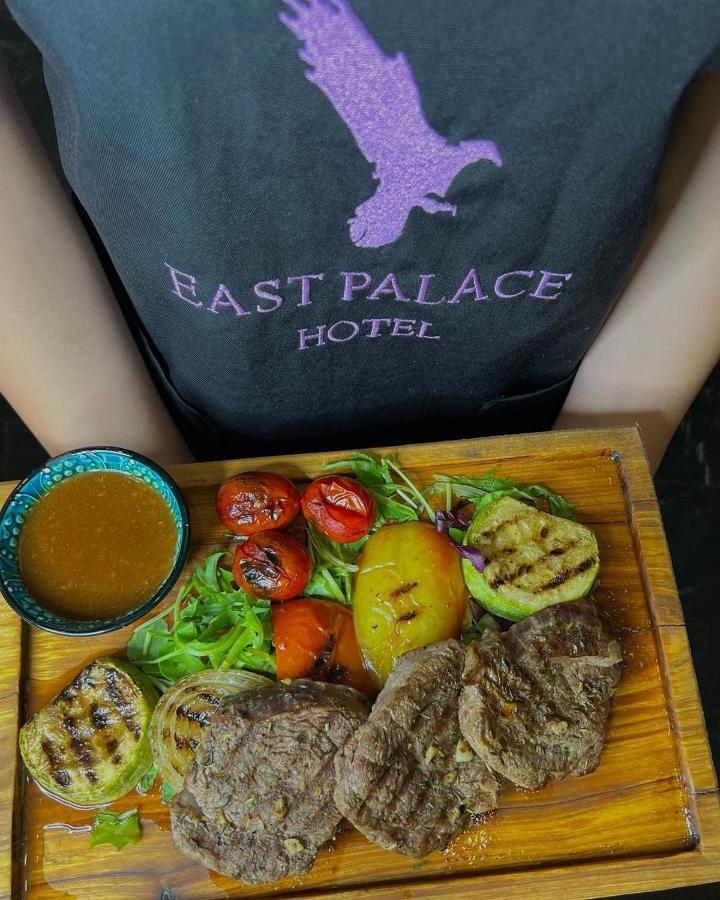 East Palace Hotel Almaty Luaran gambar